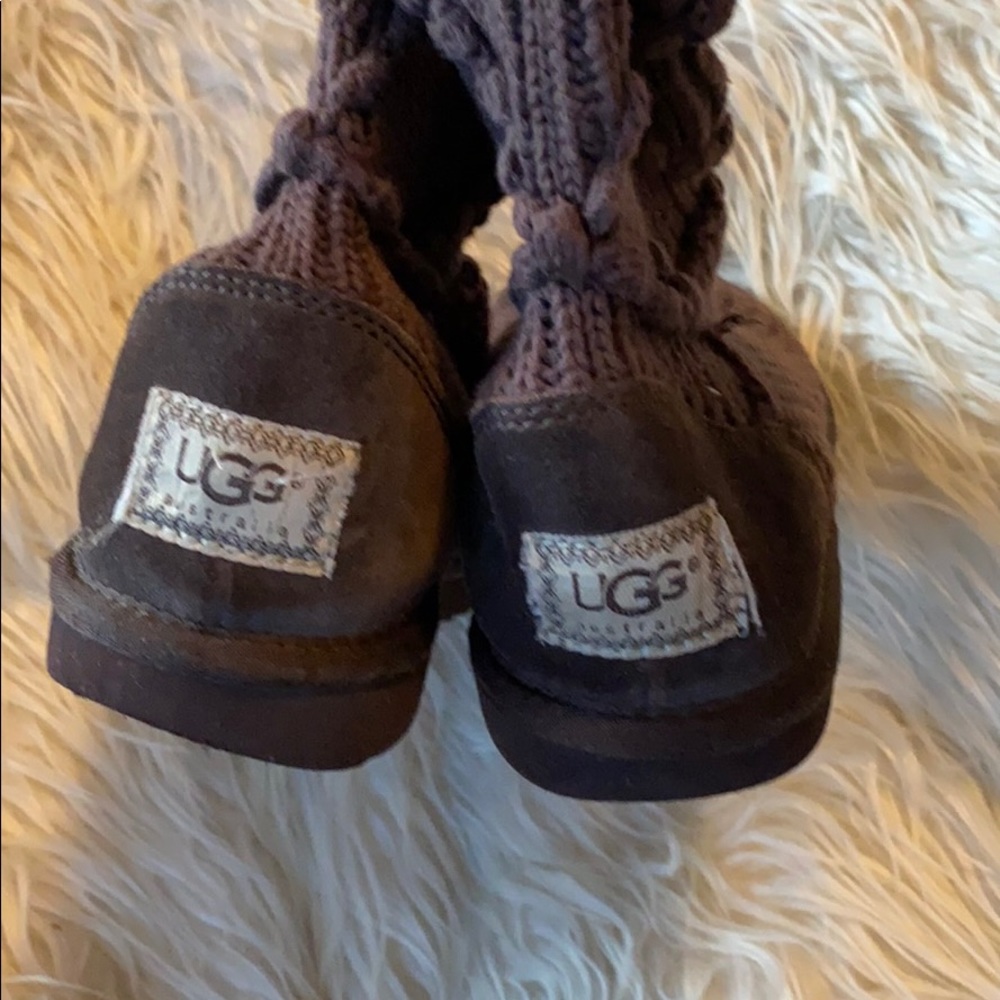 Knit UGGS - Picture 2 of 5